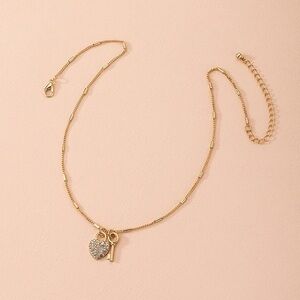 3/$30 💛 Rhinestone Lock and Key Necklace
